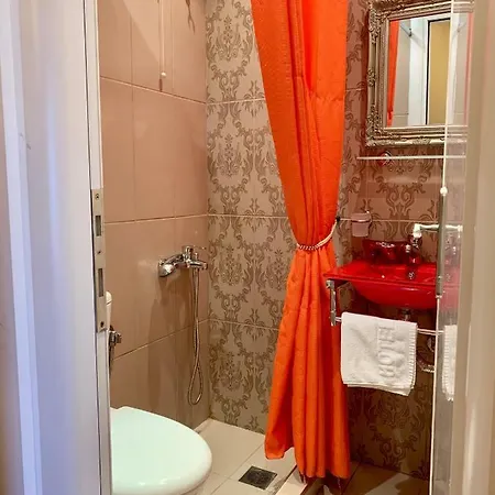 Mirto * لِتوخورو